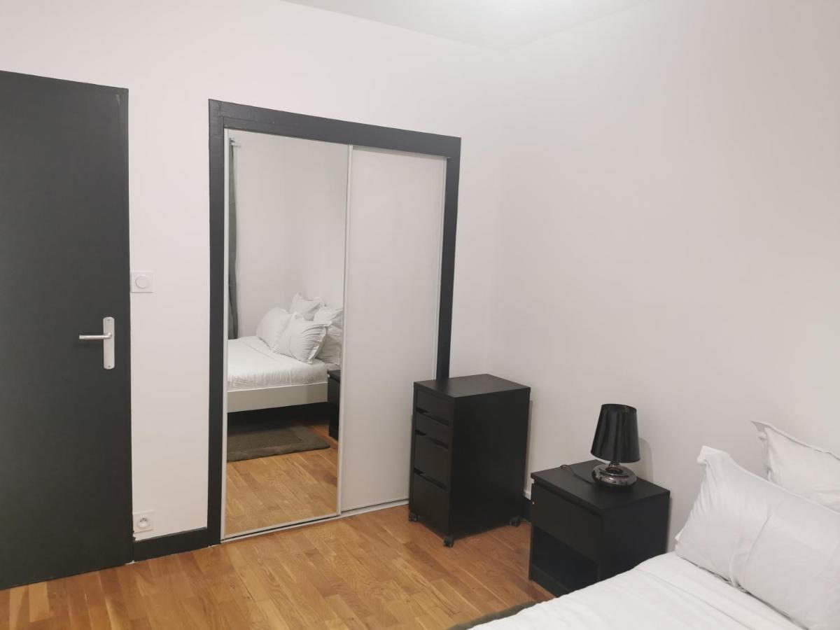 Appartement Meubles A Villeurbanne Lyon Luaran gambar